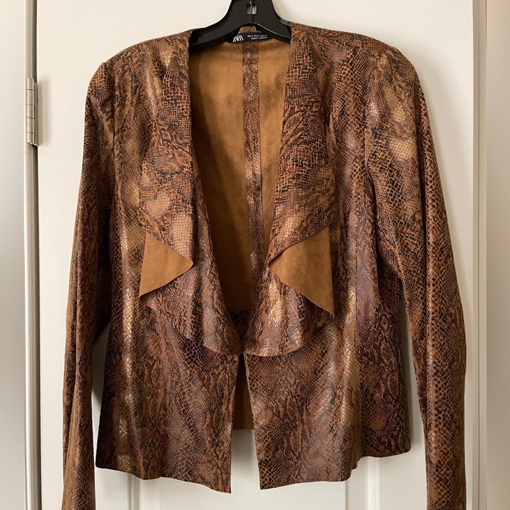 Zara Women Size M Draped Faux Leather Jacket excellent condition